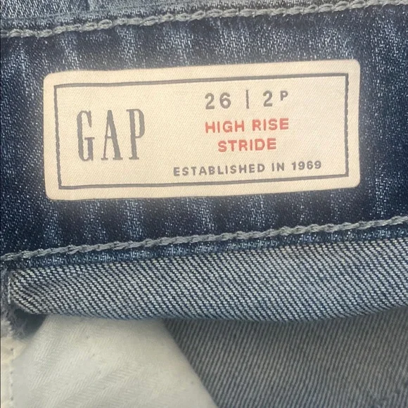 GAP Ladies HighRise Stride Patch Med Indigo Flare Wide Leg Jeans Raw Hem 26/2P - Picture 3 of 14